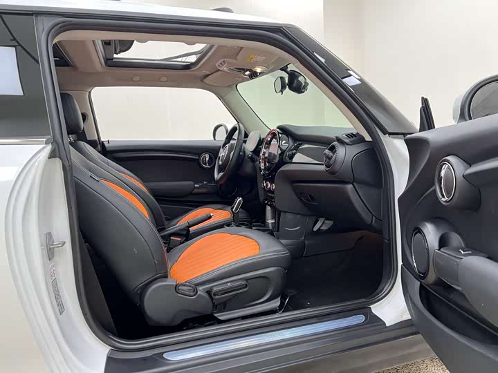 MINI Hatch — фото 19