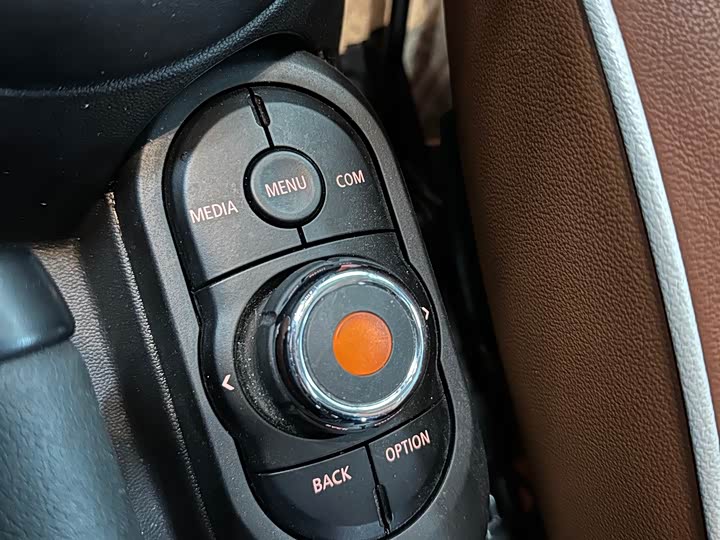 MINI Hatch — фото 14