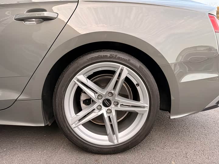 Audi A5 2024 Sportback 40 TFSI — фото 10