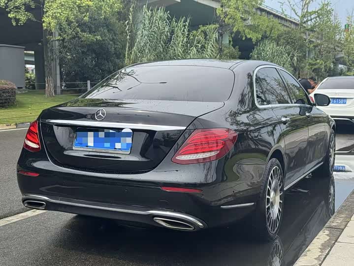 Mercedes-Benz E-Class E 320 L 4MATIC — фото 4