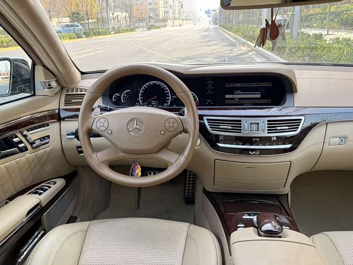 Mercedes-Benz S-Class 2013 AMG S 65 L Grand Edition — фото 10