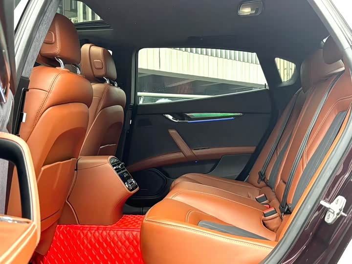 Maserati Quattroporte — фото 4