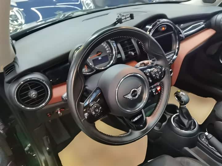 MINI Hatch — фото 11