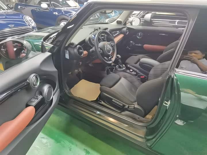 MINI Hatch — фото 16