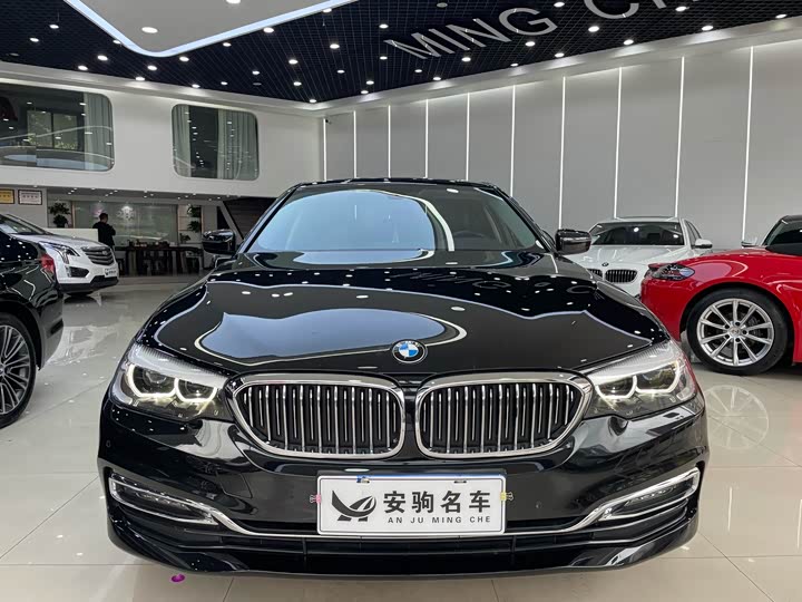 BMW 5 Series 525Li люкс-пакет — фото 2