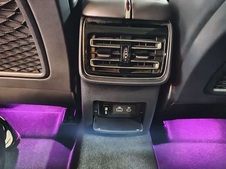 Hongqi HS5 2023 2.0 T Pro — фото 7