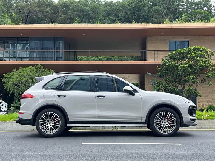 Porsche Cayenne 2015 Cayenne 3.0 T — фото 7