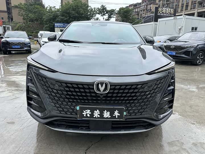 Changan UNI-T 2022 1.5 T Flagship — фото 2