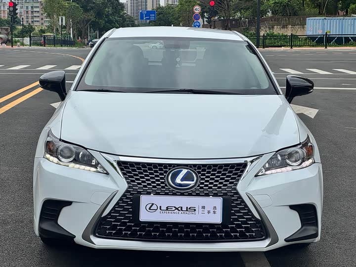 Lexus CT 2020 CT 200h — фото 2