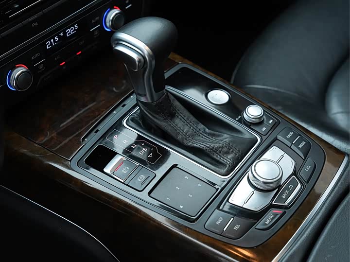Audi A6L 2014 30 FSI Comfort — фото 20