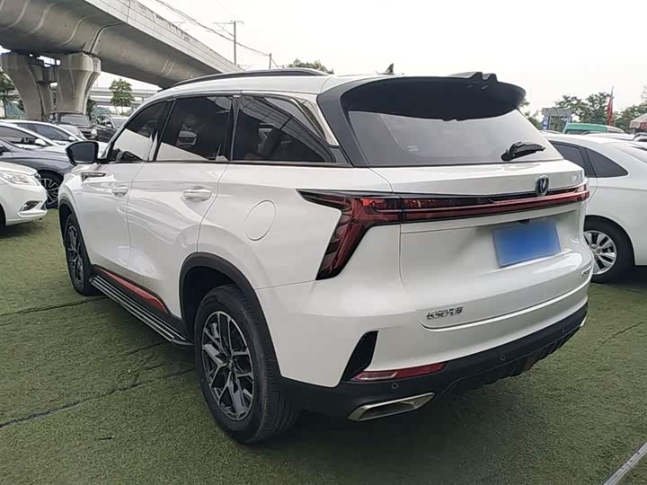 Changan CS75 PLUS 2022 1.5 T ATPremium — фото 5
