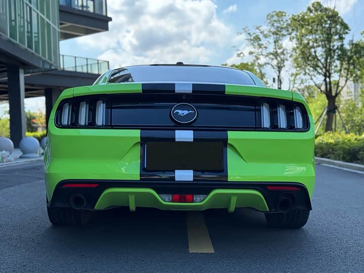 Ford Mustang 2017 2.3 T — фото 12