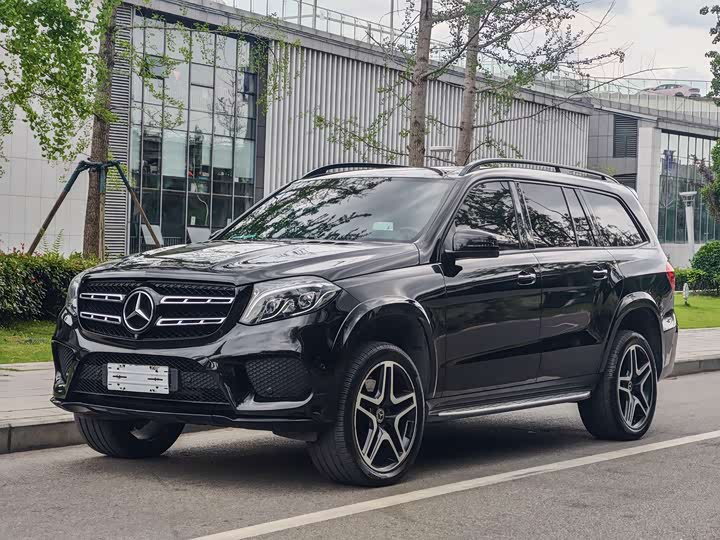Mercedes-Benz GLS 2018 GLS 400 4 MATICLuxury — фото 1