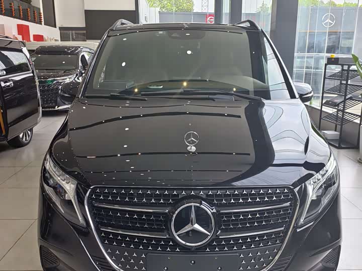 Mercedes-Benz V-Class 2018 V 260 VI — фото 2