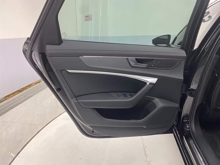 Audi A6L 2022 45 TFSI quattro — фото 28