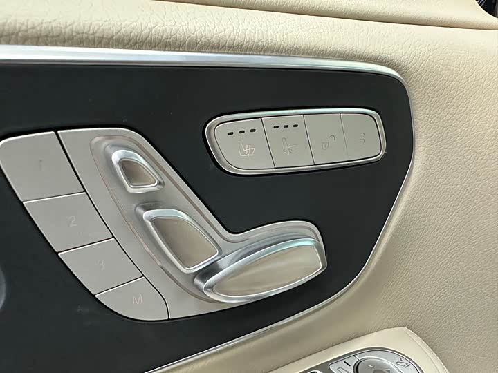 Mercedes-Benz V-Class 2024 V 300 L — фото 7