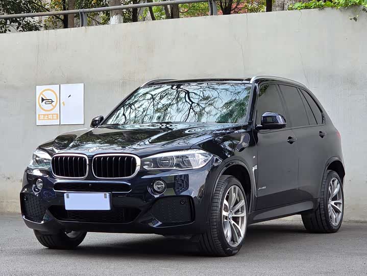 BMW X5 2017 x Drive 35i M Sport — фото 1