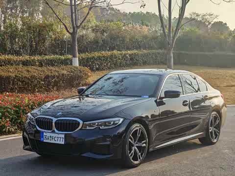BMW 3-Series 2022 325i M — фото 15