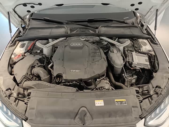 Audi A4L 2022 40 TFSI — фото 9