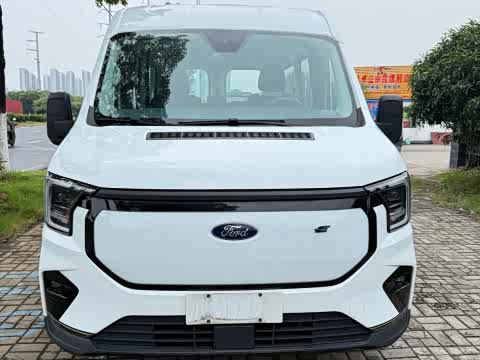 Ford E 2024 6 100.96k Wh — фото 13