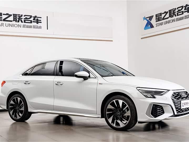 Audi A3 2024 A 3 L Limousine 35 TFSI Sport — фото 6