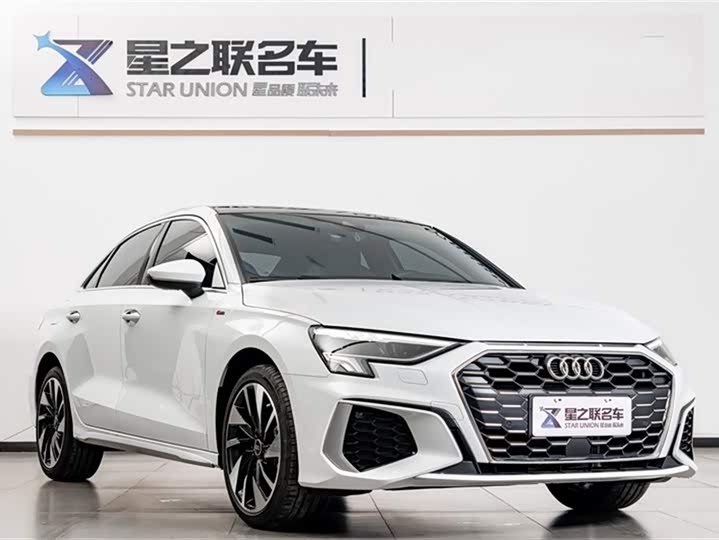 Audi A3 2024 A 3 L Limousine 35 TFSI Sport — фото 5