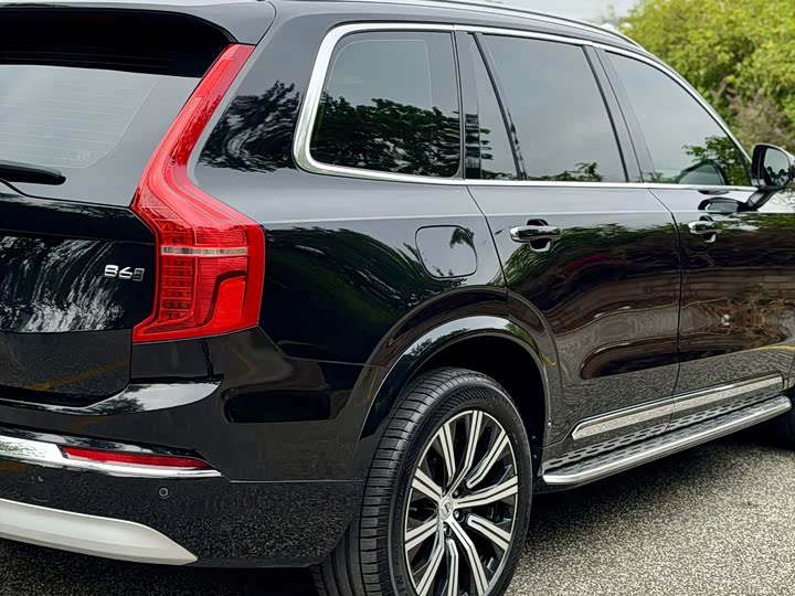 Volvo XC90 2022 B 6 7 — фото 12
