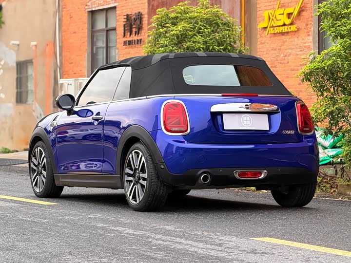 MINI Cabrio — фото 4