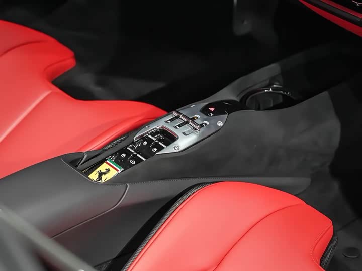 Ferrari SF90 2021 3.9 T V 8 Spider — фото 10