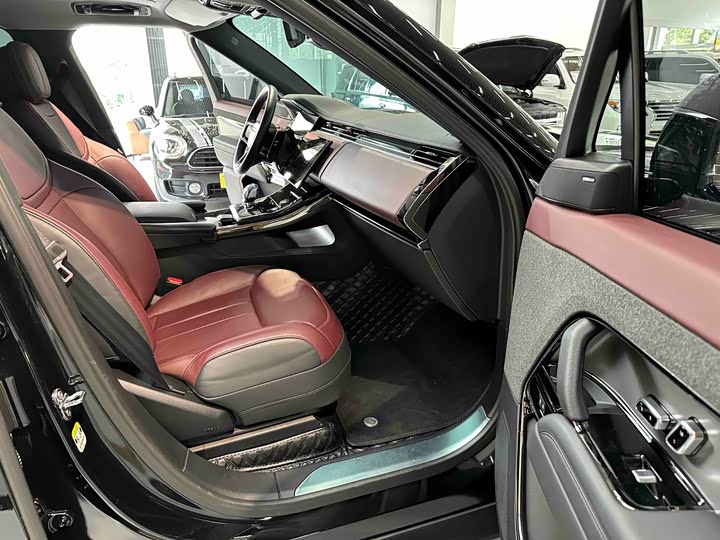 Land Rover Range Rover Sport — фото 11