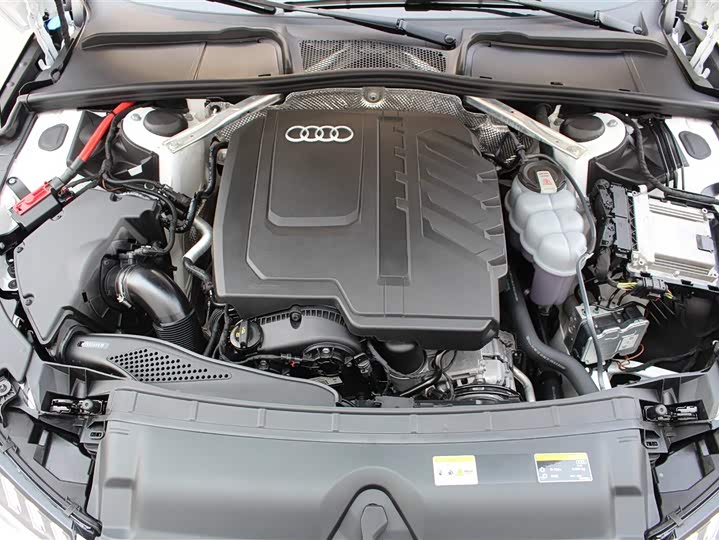 Audi A4L 2023 40 TFSI — фото 10