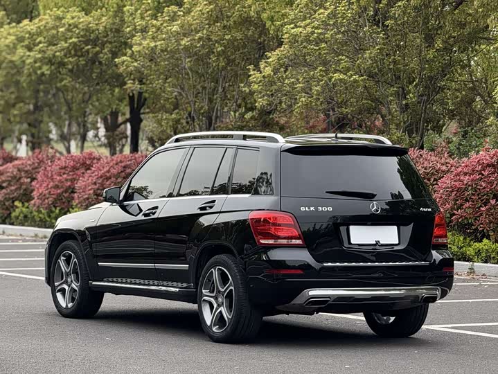 Mercedes-Benz GLK-Class 2015 GLK 300 4 MATIC — фото 4