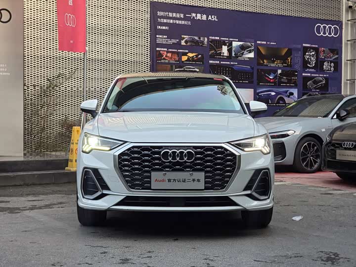 Audi Q3 Sportback 2020 40 TFSI — фото 2