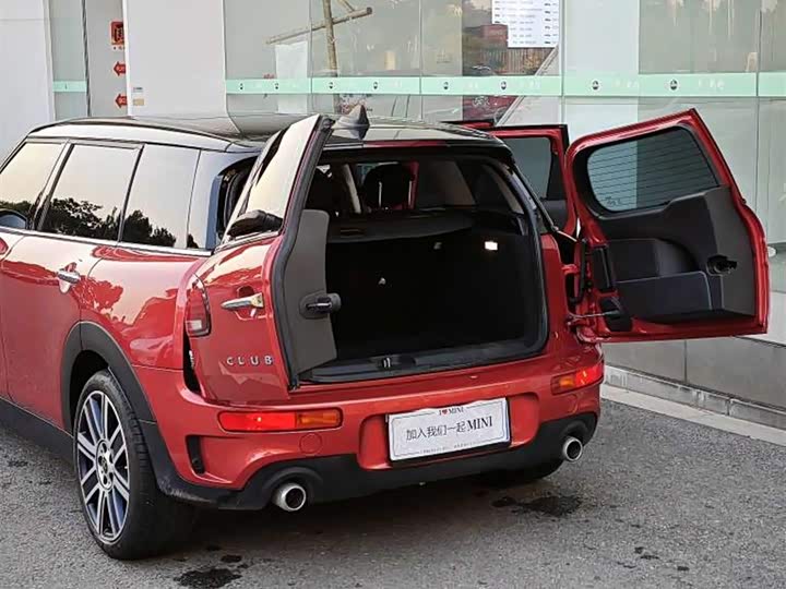 MINI Clubman — фото 12