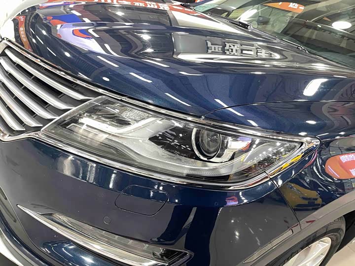 Lincoln MKC 2017 2.0 T 2 WD — фото 8