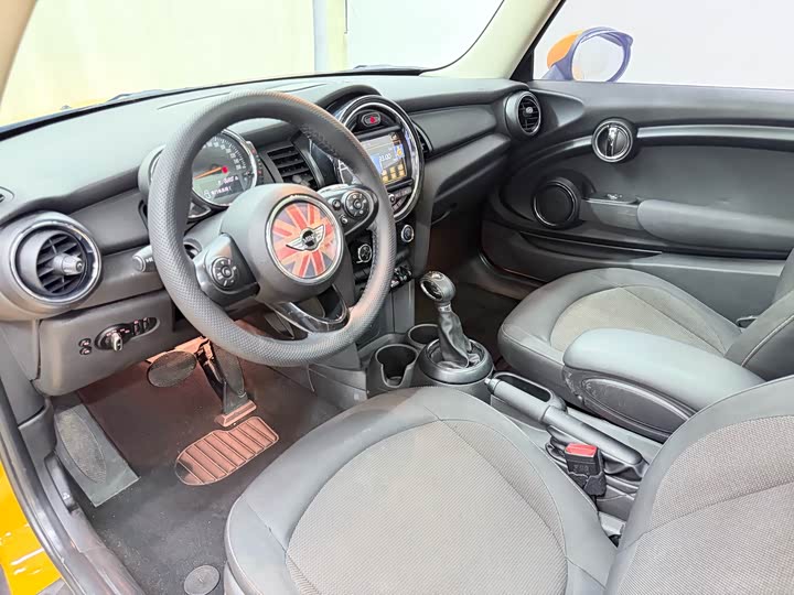 MINI Hatch — фото 16