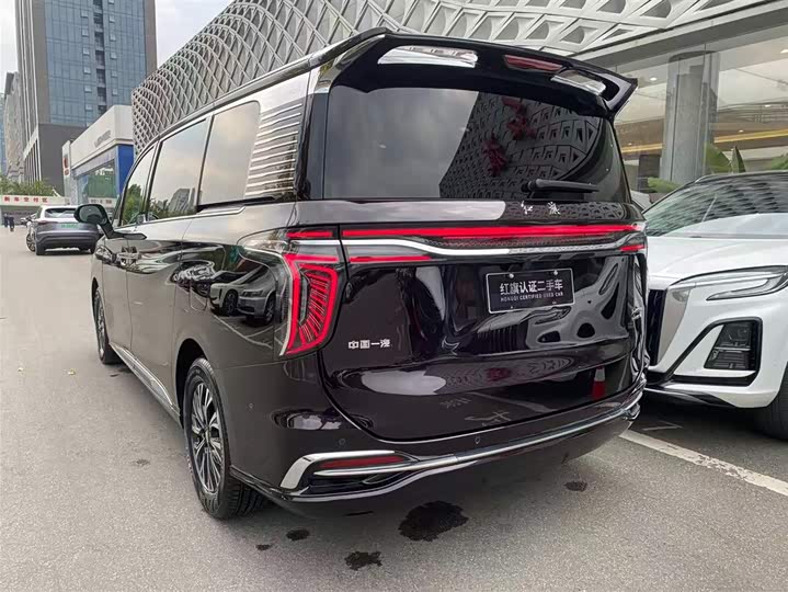 Hongqi HQ9 PHEV 2024 2.0 T 4 WD — фото 12