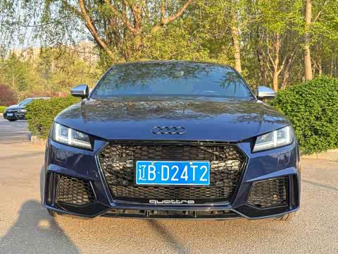 Audi TT 2017 TT Coupe 45 TFSI — фото 11