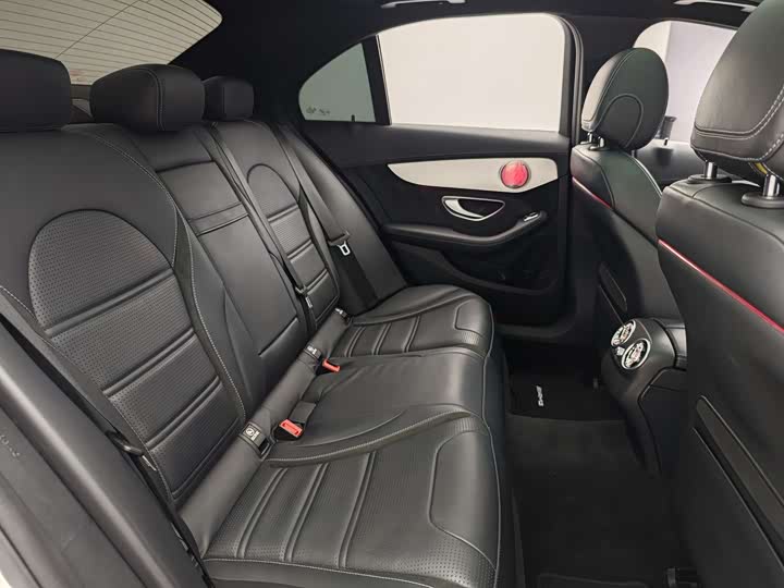 Mercedes-Benz C-Class 2019 AMG C 63 — фото 21