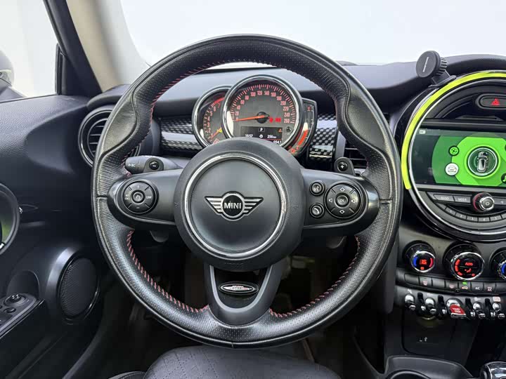 MINI Hatch — фото 11