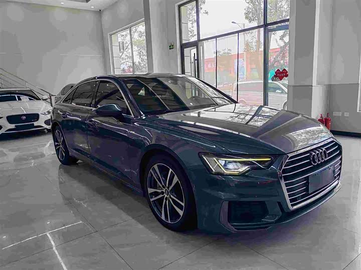 Audi A6L 40 TFSI люкс-динамик — фото 2