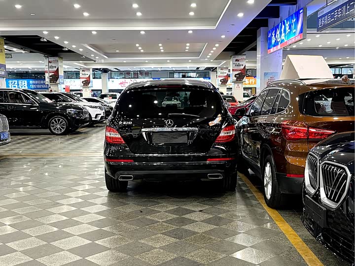Mercedes-Benz R-Class 2017 R 320 4 MATIC Luxury — фото 3