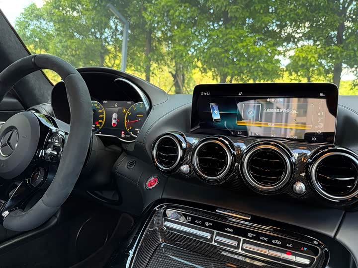 Mercedes-Benz AMG 2021 AMG GT — фото 14