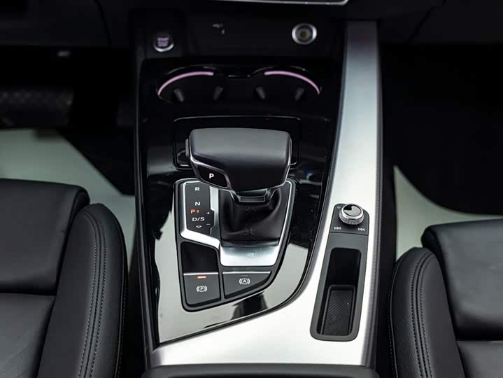 Audi A5 2023 Sportback 40 TFSI — фото 15
