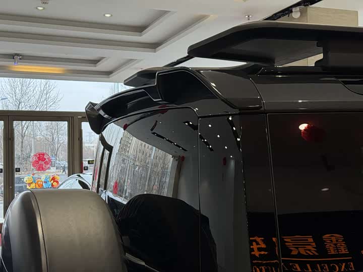 Land Rover Defender — фото 13