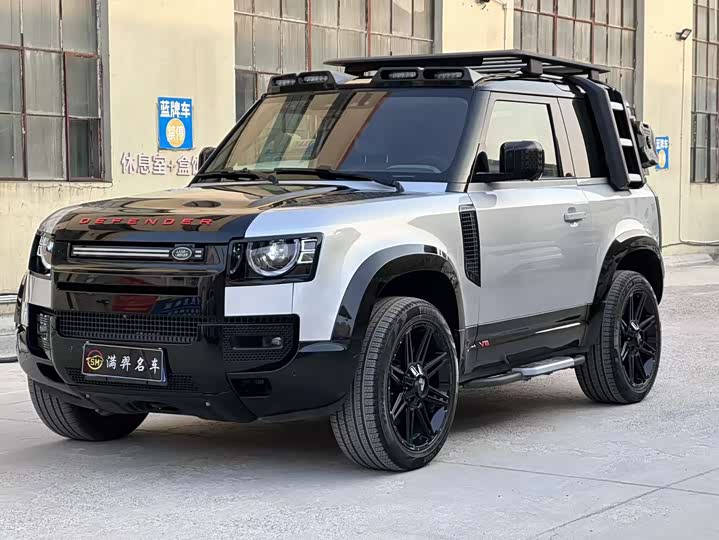 Land Rover Defender — фото 1