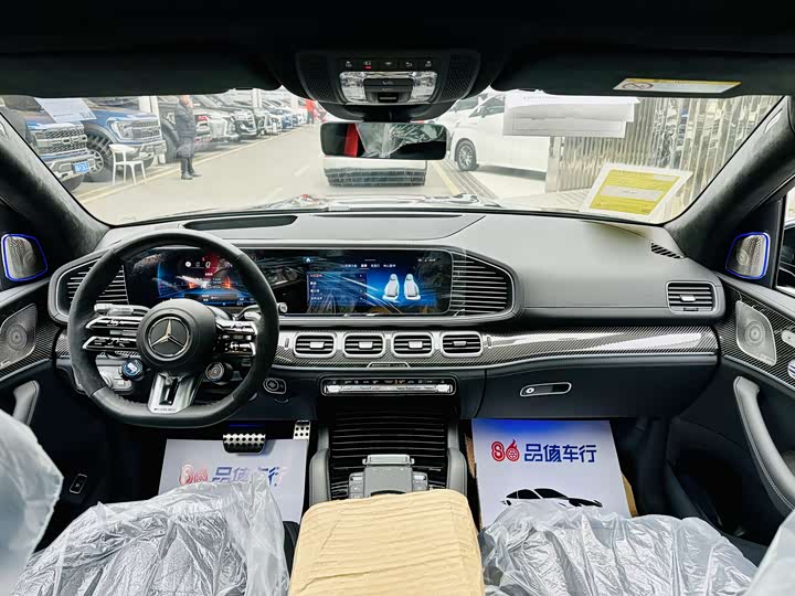 Mercedes-Benz GLS 2024 AMG GLS 63 4 MATIC+ — фото 9