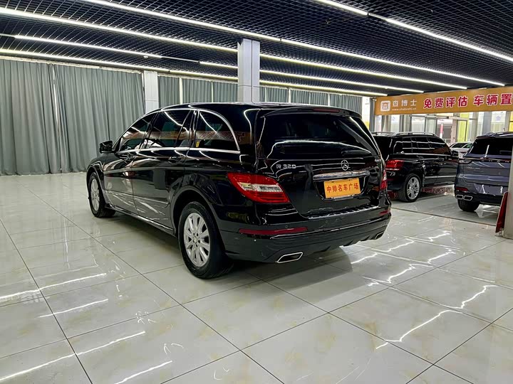 Mercedes-Benz R-Class 2014 R 320 4 MATIC — фото 4