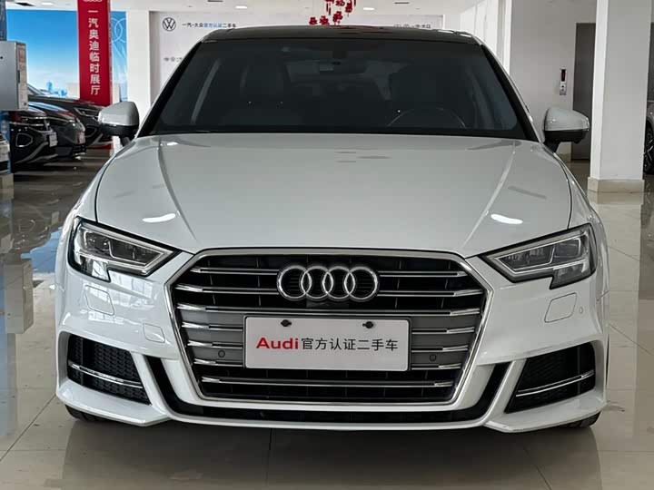 Audi A3 2020 Sportback 35 TFSI VI — фото 18