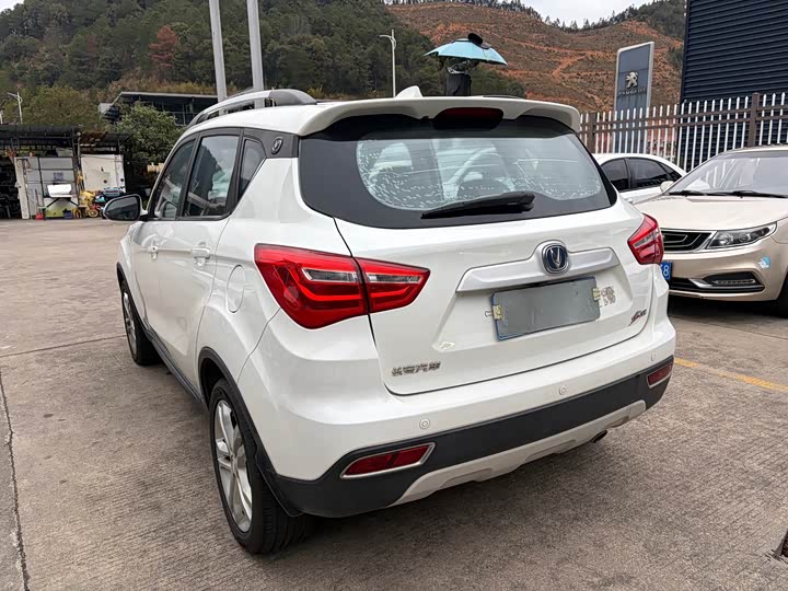 Changan CS35 2017 1.6 L ATLuxury — фото 7